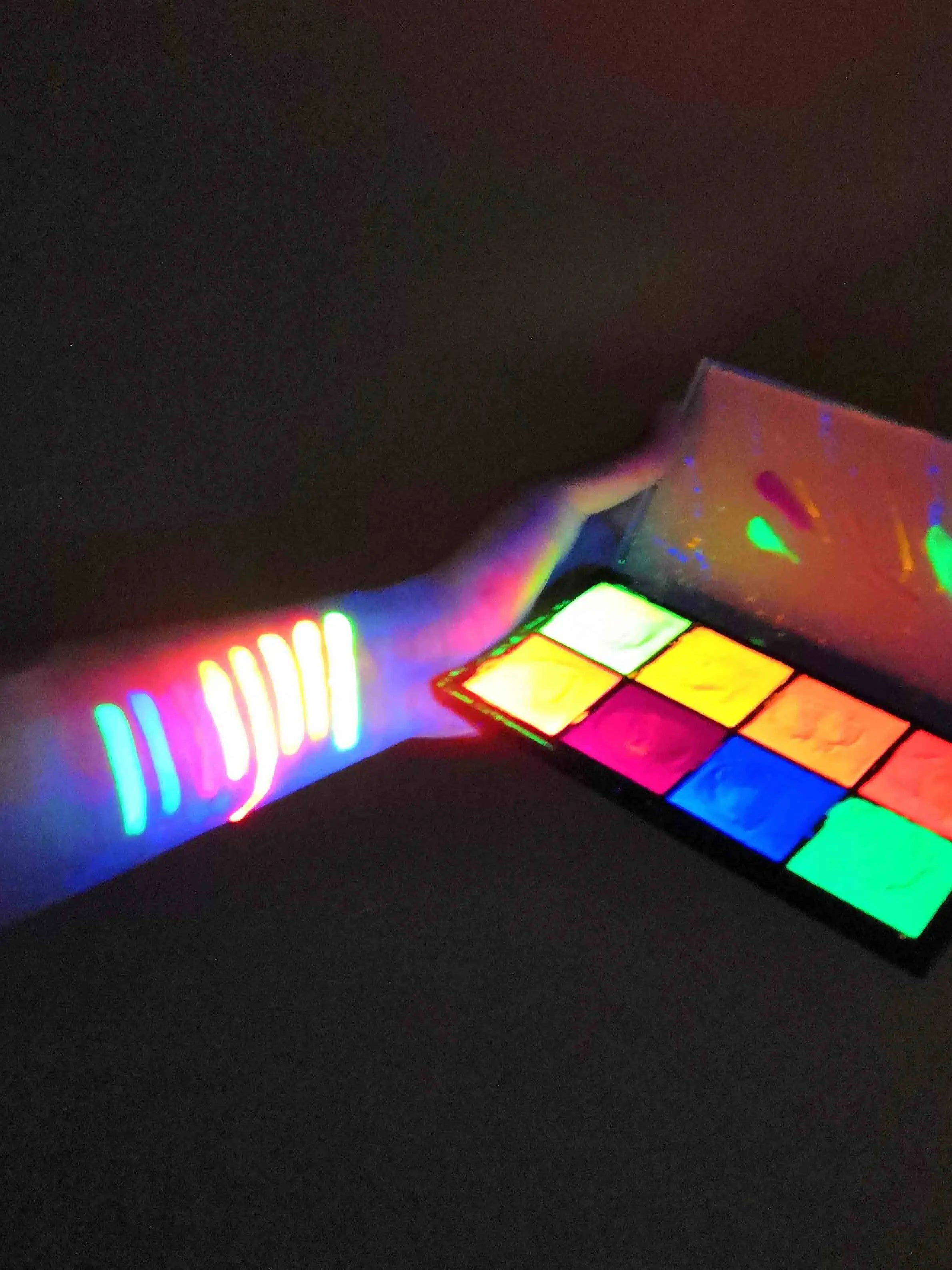 Anpassung 8-Farben-Gesichtskörpermalerei akzeptieren Mikro-Make-up-Paletten