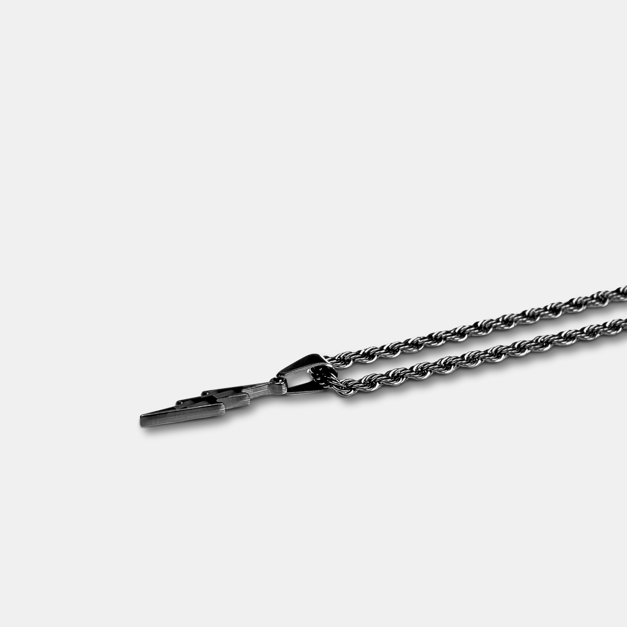 Carbon Fiber Blitz Halskette